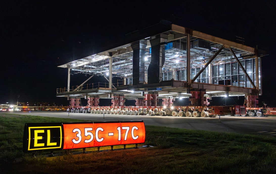 DFW Airport Successfully Relocates Megastructure Modules Across Airfield