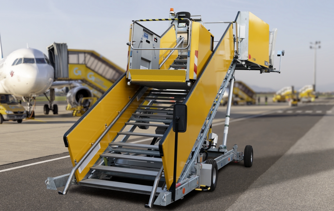 TIPS GSE Debuts All-in-One Boarding Stairs with Integrated Wheelchair Lift