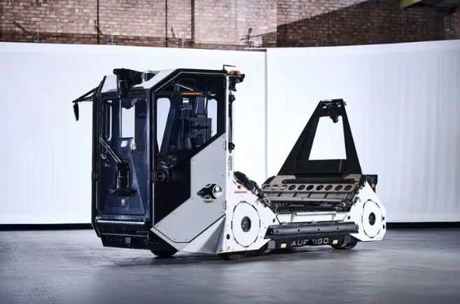 Aurrigo To Roll Out AutoShuttle And Auto-DollyTug at Teesside Airport