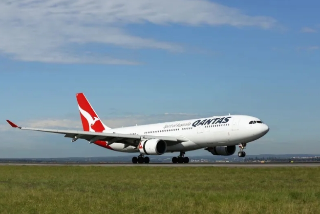 Qantas Hit with Record Fine Over Illegal Ground Handling Outsourcing