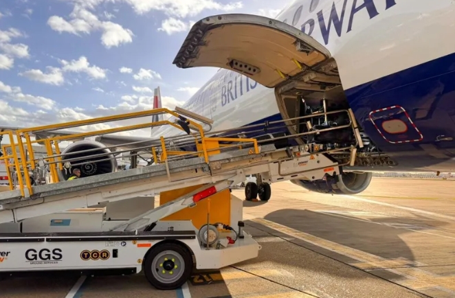 Gatwick Ground Services Deploys Power Stow Rollertrack Conveyors