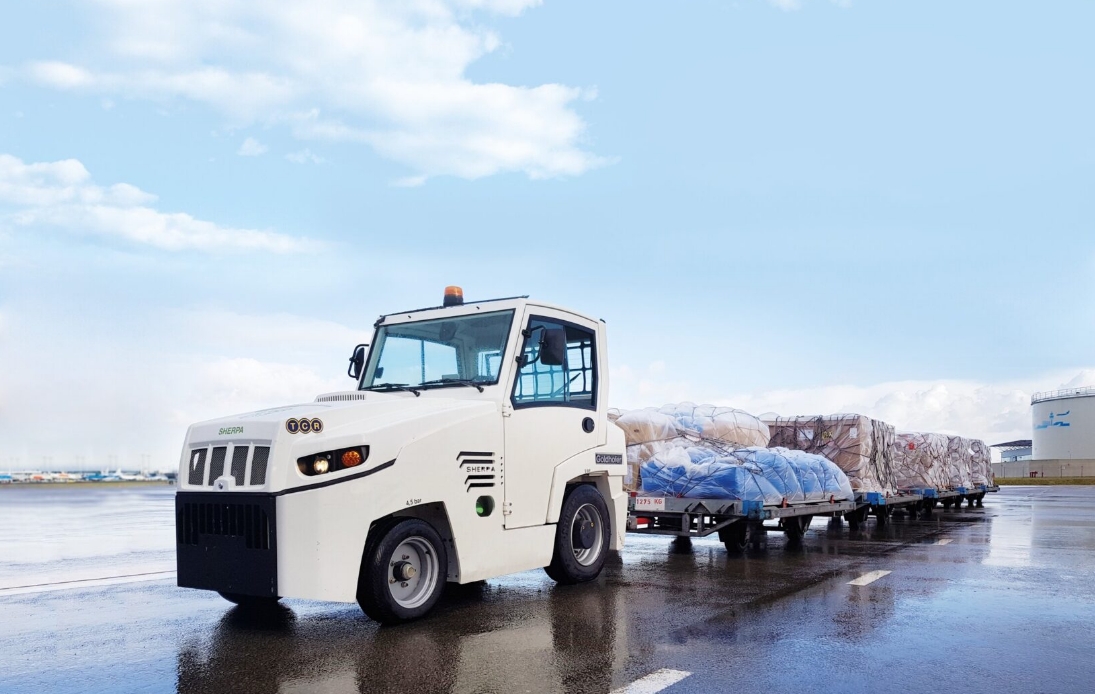 How Goldhofer is Addressing the Surge in Electric Baggage Tractor Demand