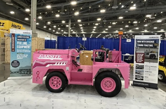 Garsite Unveils New Towing Tractor at NBAA-BACE Exhibition