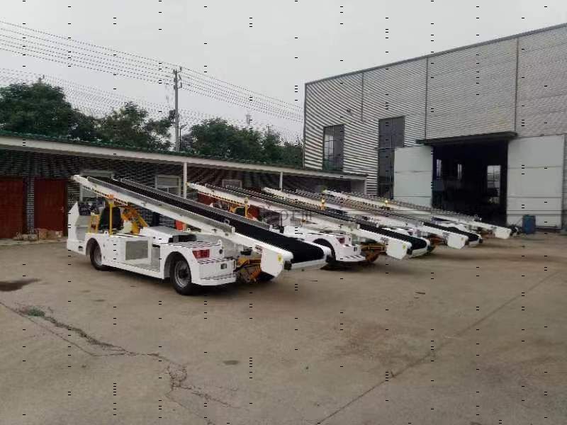 Self-propelled Belt Loader