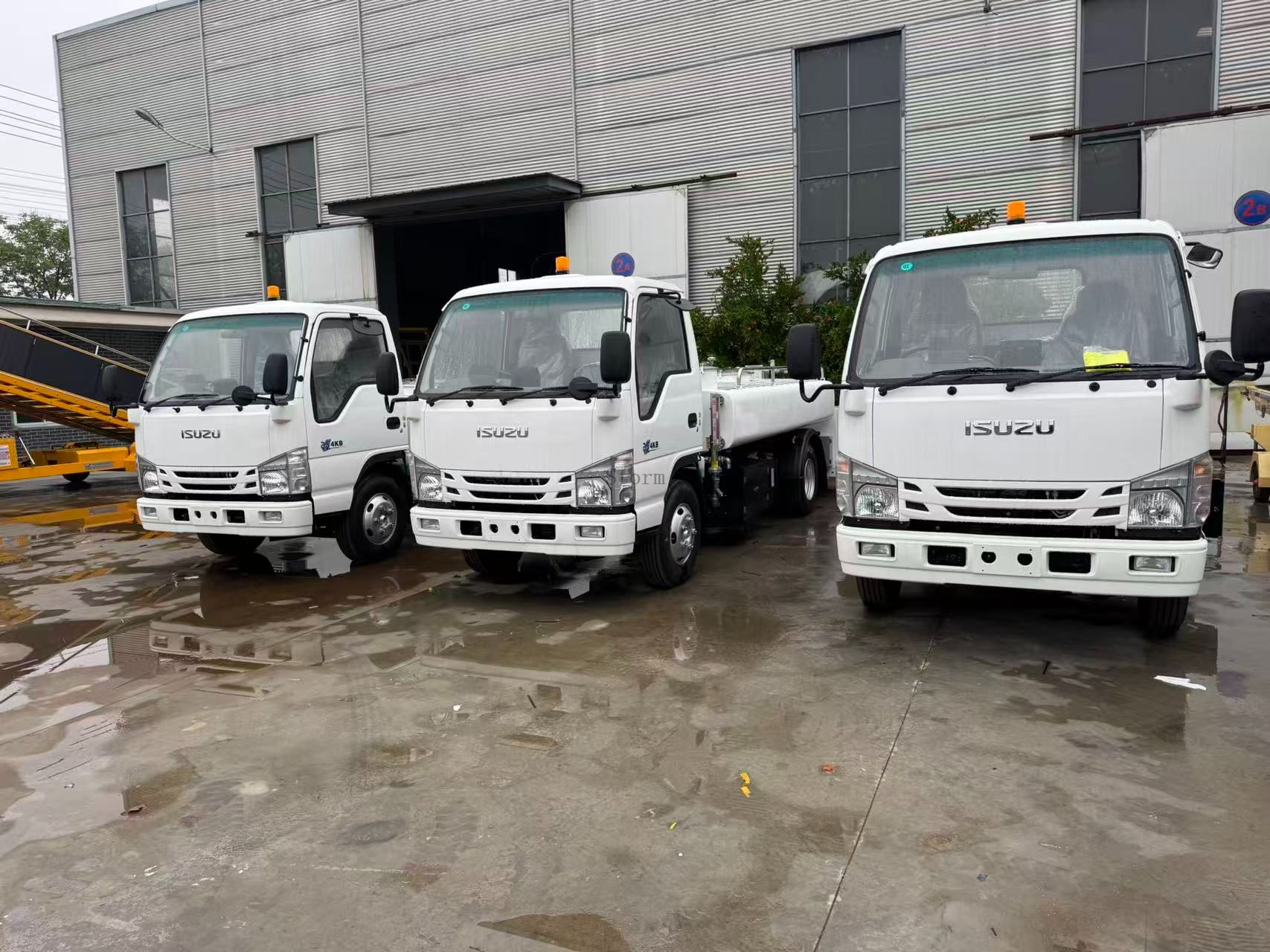 Aircraft Potable Water Truck