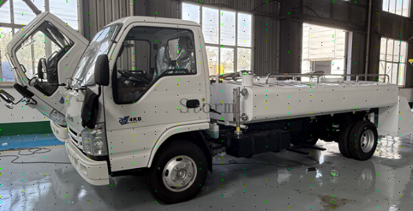 Lavatory Water Serve Truck